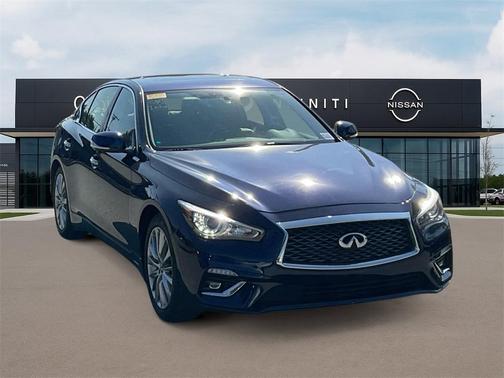 2022 INFINITI Q50 LUXE