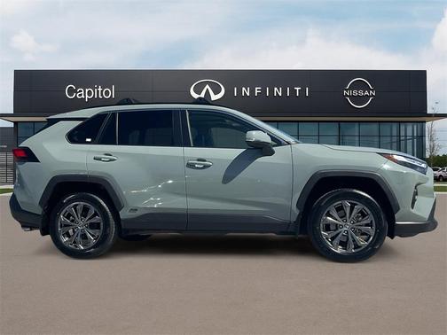 2023 Toyota RAV4 Hybrid XLE Premium