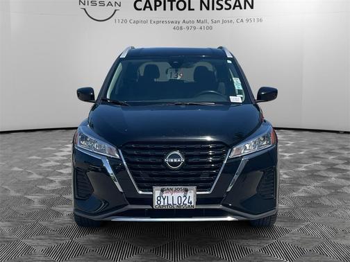 2022 Nissan Kicks SV