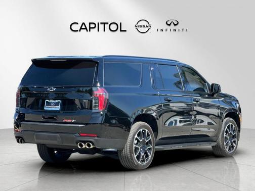 Black 2025 Chevrolet Suburban RST