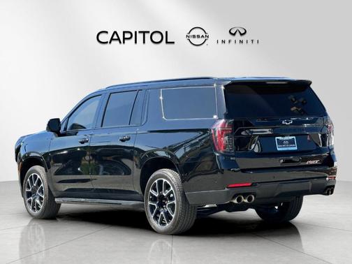 Black 2025 Chevrolet Suburban RST