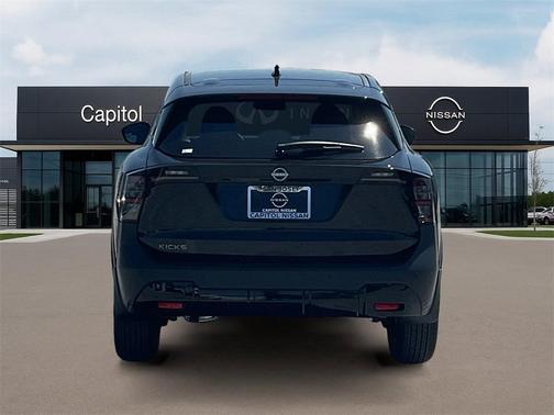 2025 Nissan Kicks SV