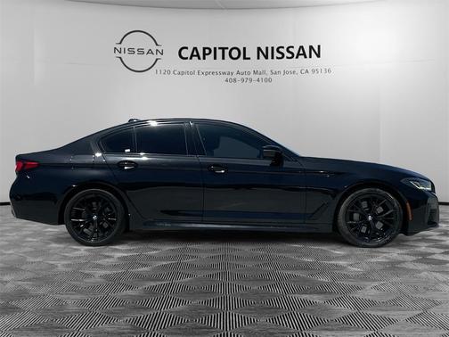 2022 BMW 530 i