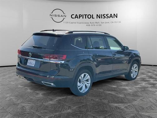 2022 Volkswagen Atlas 3.6L SE w/Technology