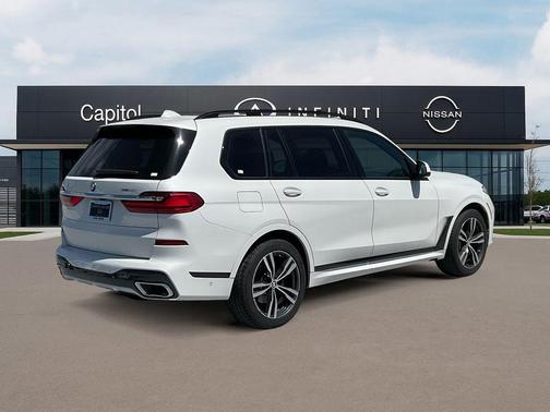 2021 BMW X7 xDrive40i
