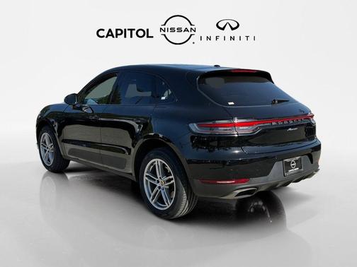 2021 Porsche Macan Base