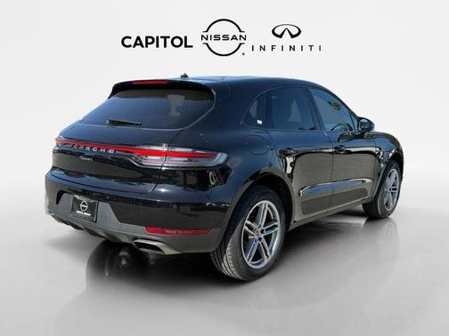 2021 Porsche Macan Base