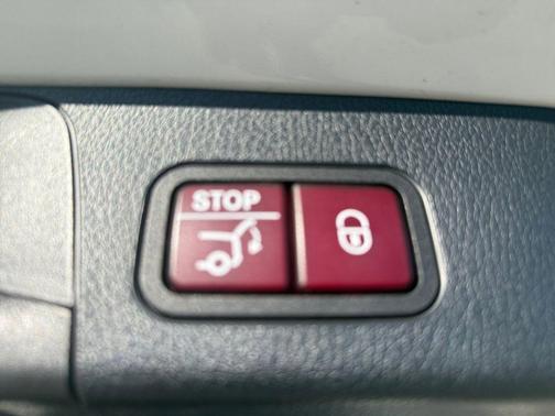 2022 Mercedes-Benz GLB 250 Base 4MATIC