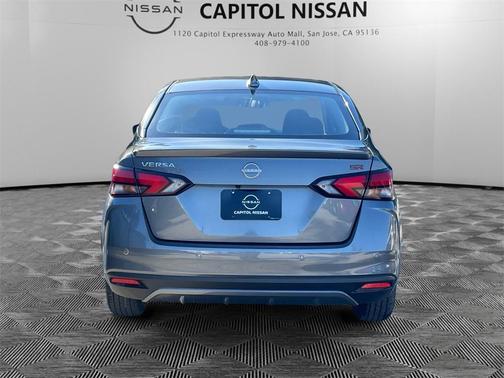 2025 Nissan Versa 1.6 SR