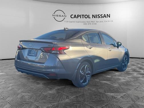 2025 Nissan Versa 1.6 SR