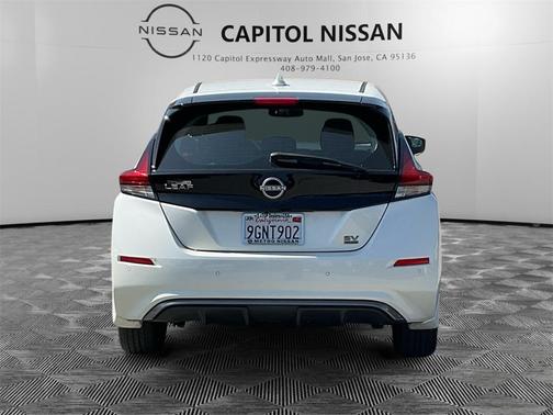 2023 Nissan Leaf SV PLUS