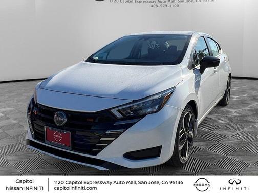 2025 Nissan Versa 1.6 SR