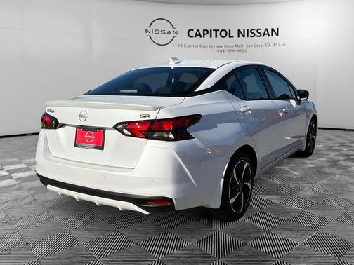 2025 Nissan Versa 1.6 SR