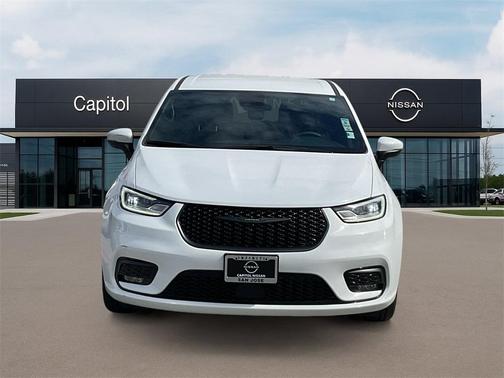 2023 Chrysler Pacifica Hybrid Touring L