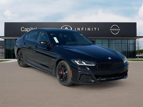 2022 BMW 530e 530e