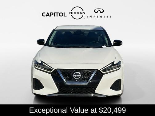 2023 Nissan Maxima SV