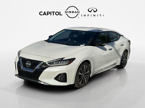 2023 Nissan Maxima SV