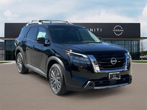 2025 Nissan Pathfinder SL