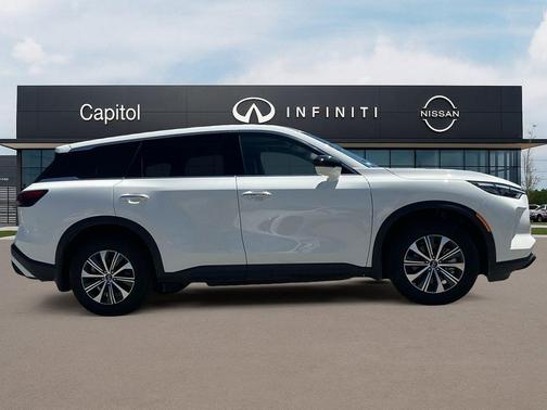 2025 INFINITI QX60 Pure