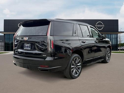 2023 Cadillac Escalade Sport