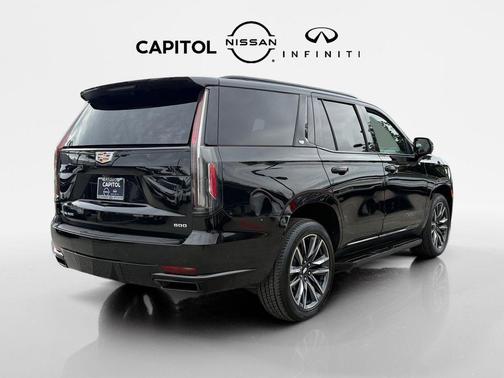 2023 Cadillac Escalade Sport