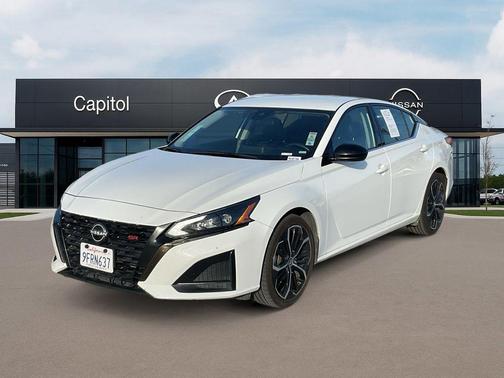 2023 Nissan Altima 2.5 SR