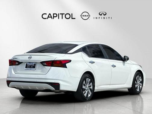 Glacier White 2025 Nissan Altima S