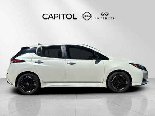 2023 Nissan Leaf SV PLUS