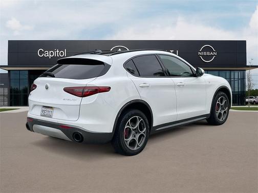 2022 Alfa Romeo Stelvio Ti