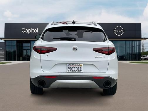 2022 Alfa Romeo Stelvio Ti