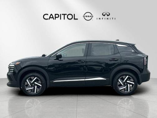 Super Black 2026 Nissan Kicks SV