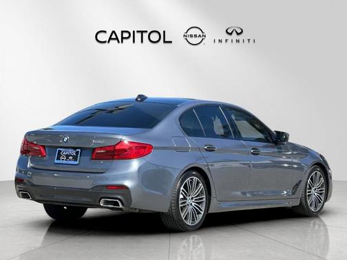 Bluestone Metallic 2018 BMW 540 i