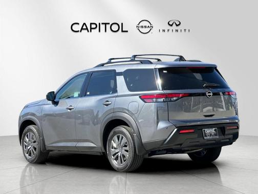 Gun Metallic 2026 Nissan Pathfinder SV