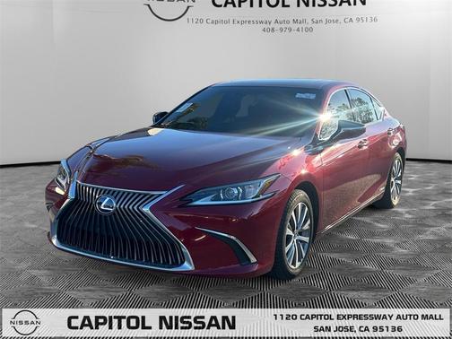 2020 Lexus ES 300h Base