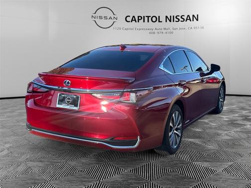 2020 Lexus ES 300h Base
