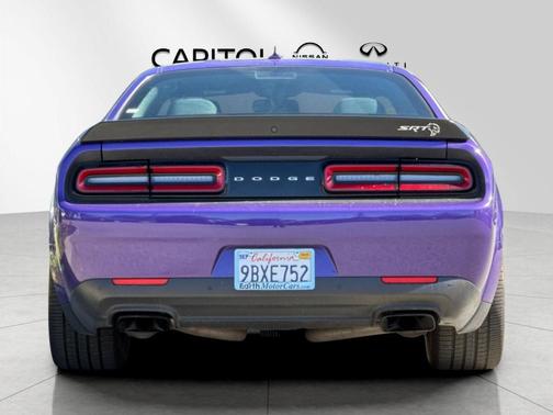 Plum Crazy Pearlcoat 2019 Dodge Challenger SRT Hellcat