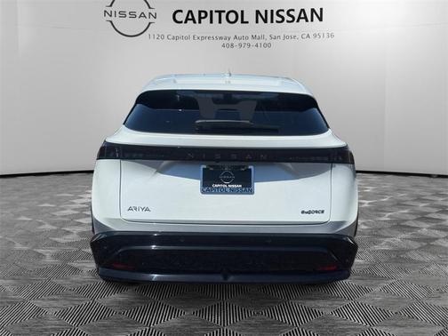 2025 Nissan ARIYA ENGAGE