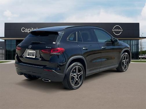 2021 Mercedes-Benz GLA 250 Base 4MATIC