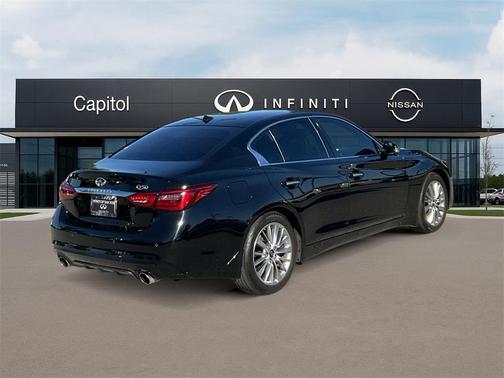 2023 INFINITI Q50 LUXE