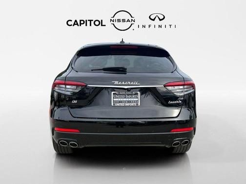 2021 Maserati Levante Base