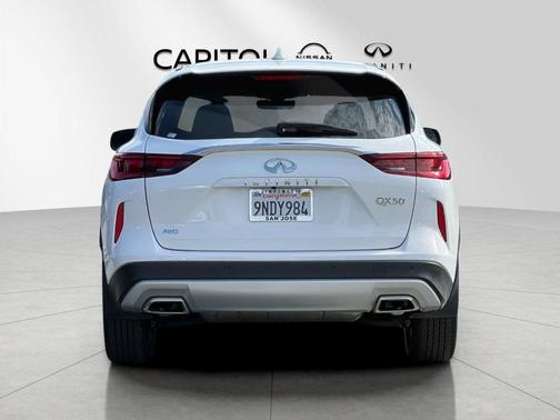 Cloud White 2024 INFINITI QX50 Pure