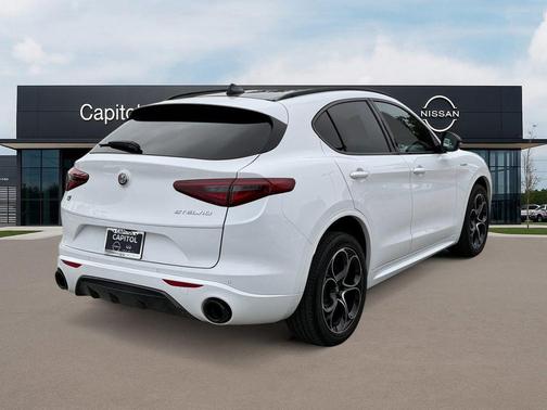 2023 Alfa Romeo Stelvio Veloce
