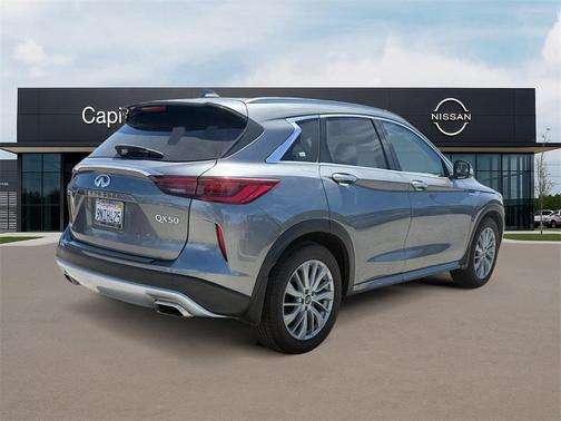 2024 INFINITI QX50 Luxe