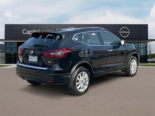 2020 Nissan Rogue Sport SV