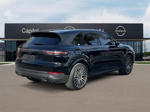2022 Porsche Cayenne Platinum Edition