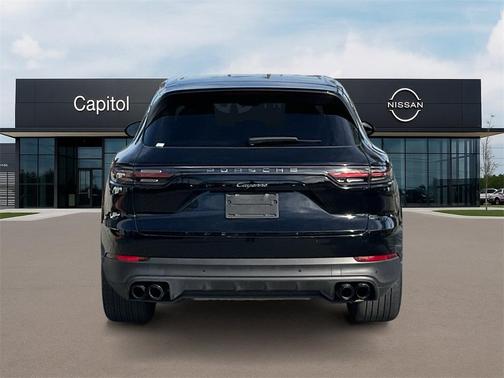 2022 Porsche Cayenne Platinum Edition