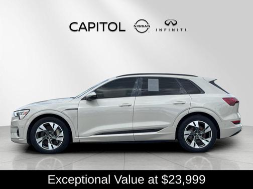 2021 Audi e-tron Premium