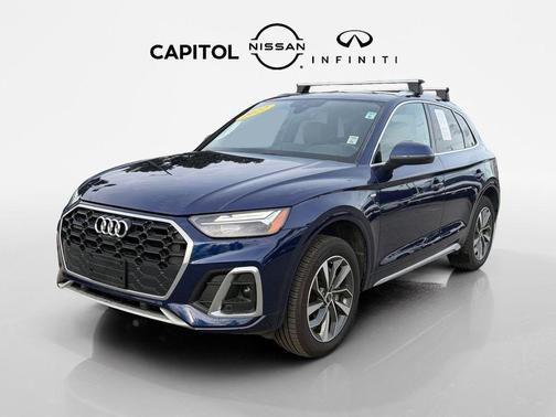 2022 Audi Q5 45 S line quattro Premium