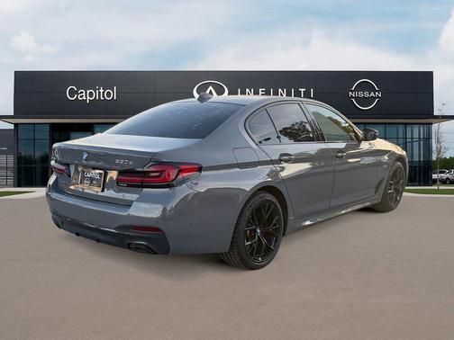 2022 BMW 530e 530e