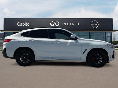 2022 BMW X4 xDrive30i